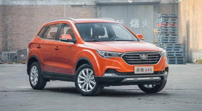 Модельний ряд FAW розширився за рахунок компактного «паркетника»