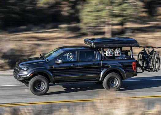 З пікапа Ford зробили відмінний дім на колесах