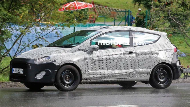 Новенька Ford Fiesta матиме 3-дверний варіант у 2017-му