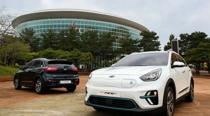 Відбувся дебют електричного SUV Kia Niro EV