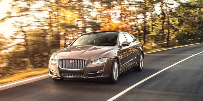 Новий Jaguar XJ стане повністю електричним