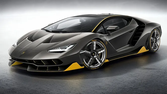 Lamborghini вперше отримав болід з повноуправляючим шасі