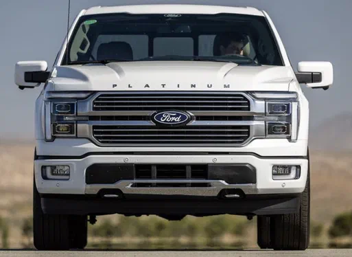 Ford відкликає понад 355 тисяч пікапів F-Series через збій панелі приладів