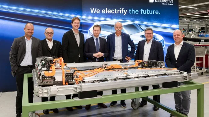 Mercedes удвояє обсяг випуску акумуляторних батарей перед виходом EQC