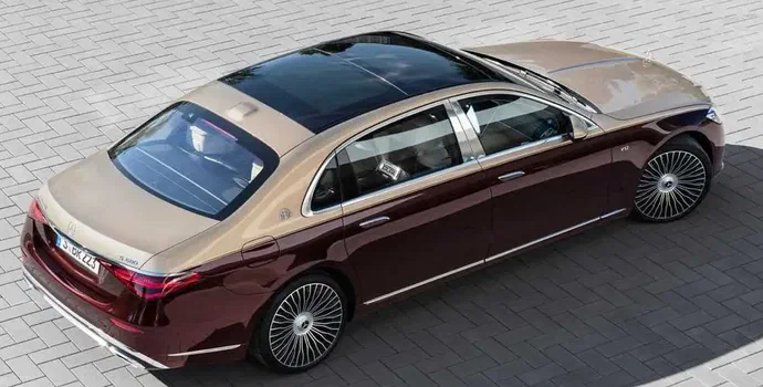 Mercedes скорочує виробництво S-Class через зниження попиту