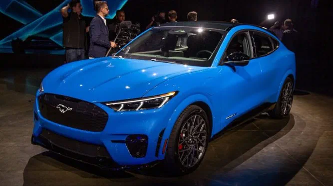 Ford повністю перейде на електромобілі