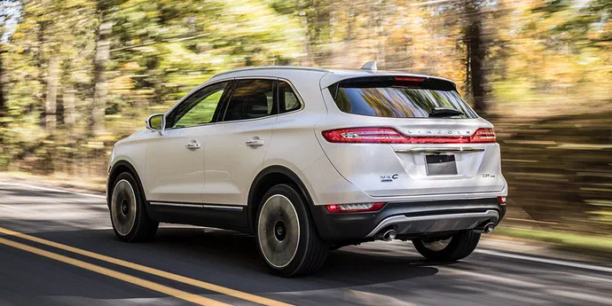 Lincoln MKC змінить ім'я