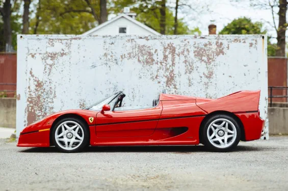 Найперший Ferrari F50 продадуть на аукціоні