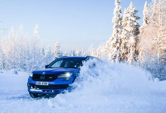 Перший кросовер Skoda з приставкою RS успішно пройшов тести за полярним колом (ВІДЕО)