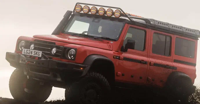 INEOS Grenadier з портальними осями: ультимативний позашляховик отримав рекордний кліренс і нові можливості