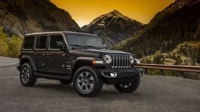 Салон новітнього Jeep Wrangler більше не секрет