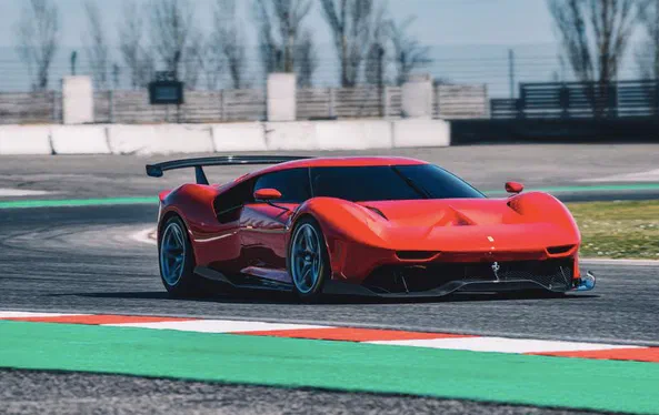 Клієнти будуть очікувати ексклюзивні моделі Ferrari до 5 років