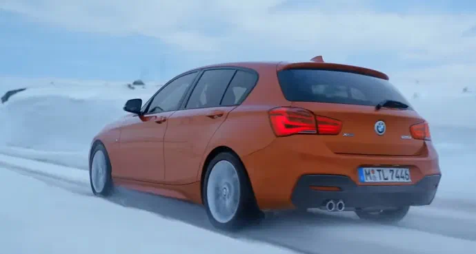 Реклама BMW заборонена через небезпечну їзду X5