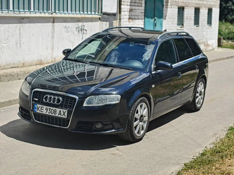 Audi A4 2008 - 1