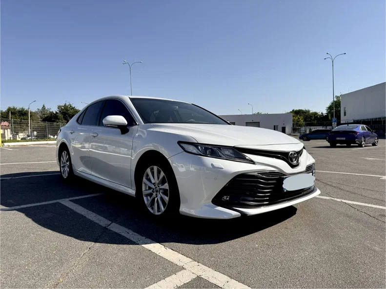 Toyota Camry 2018 - 2