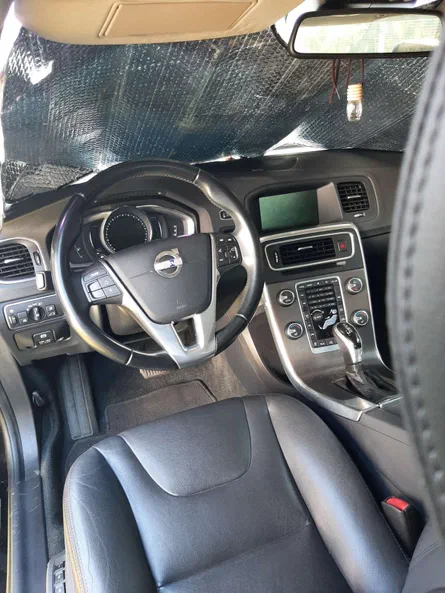 Volvo S60 2014 - 3