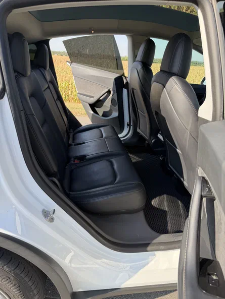 Tesla Model Y 2020 - 27