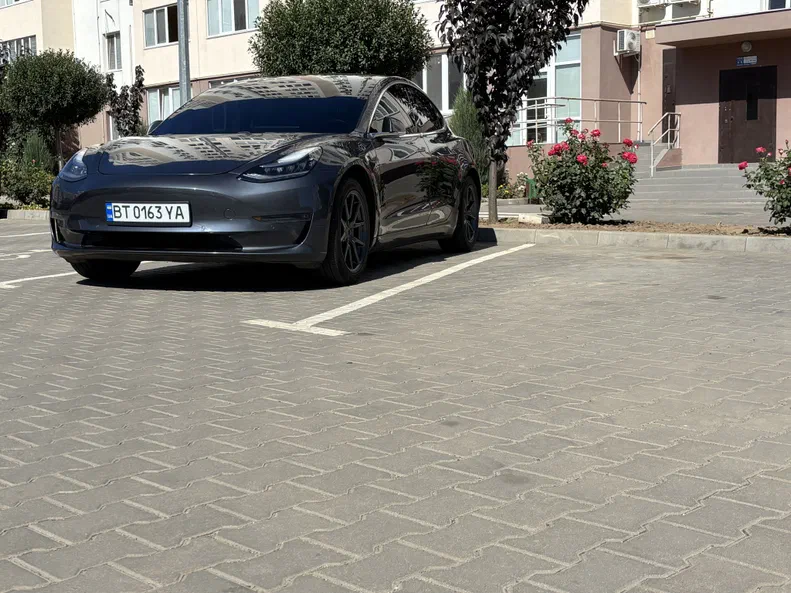 Tesla Model 3 2018 - 15
