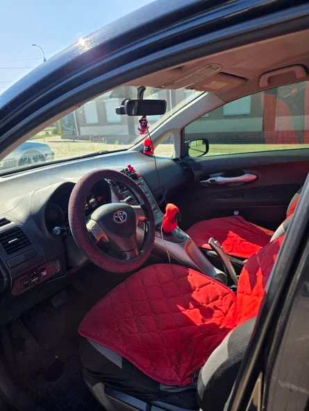 Toyota Auris 2007 - 9