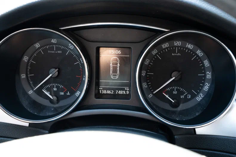 Skoda Superb 2012 - 5