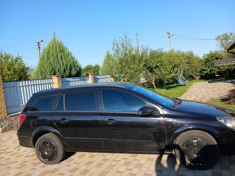 Opel Astra 2005 - 1