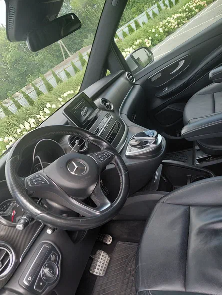 Mercedes-Benz V-Клас 2017 - 2