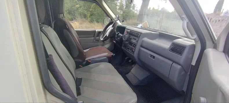 Volkswagen Transporter 2000 - 4