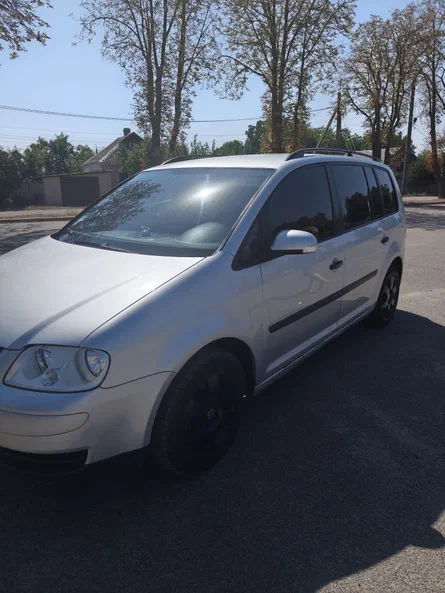 Volkswagen Touran 2004 - 17