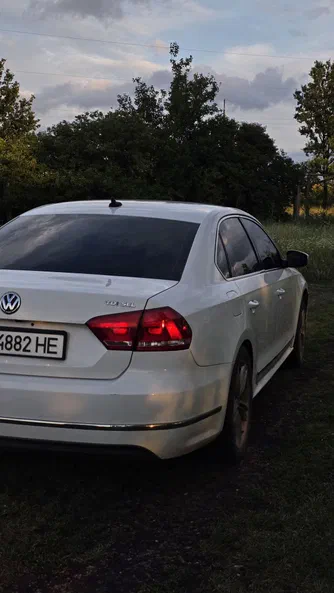 Volkswagen Passat 2013 - 5