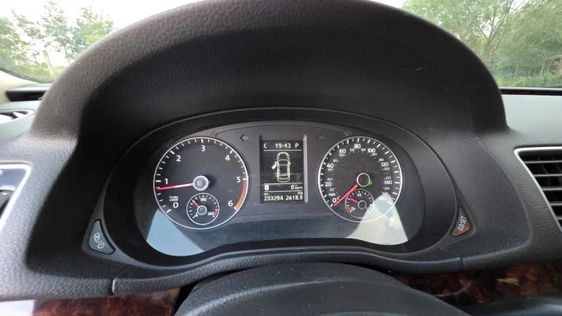 Volkswagen Passat 2013 - 12
