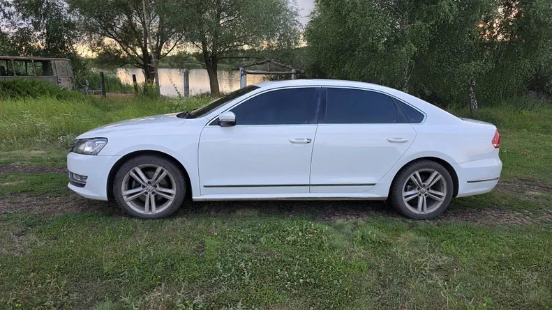 Volkswagen Passat 2013 - 15