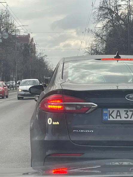 BMW 5 серія 2012 - 17