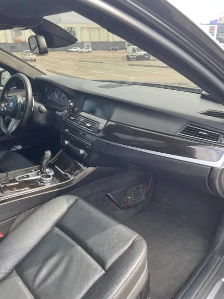 BMW 5 серія 2012 - 16
