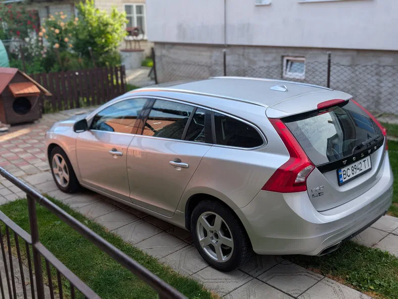 Volvo V60 2014 - 4