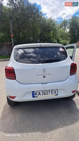 Renault Sandero 2021 - 12