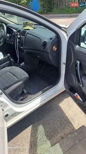 Renault Sandero 2021 - 18