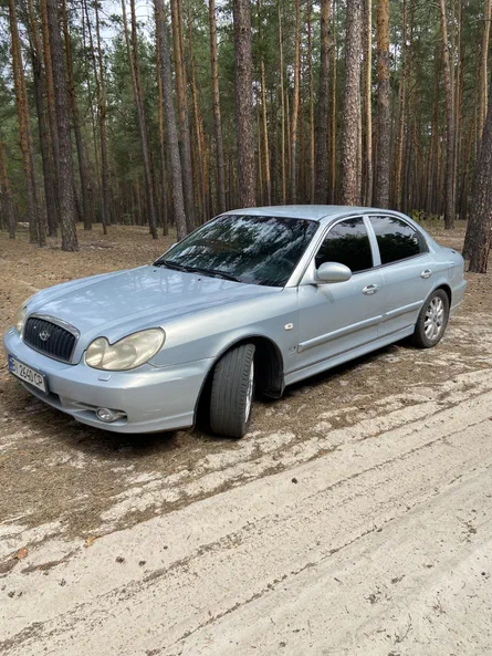 Hyundai Sonata 2002 - 1