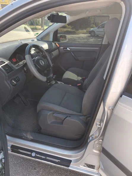 Volkswagen Touran 2004 - 23