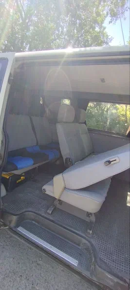 Volkswagen Transporter 2000 - 10