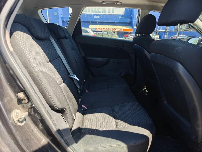 Hyundai i30 2009 - 9