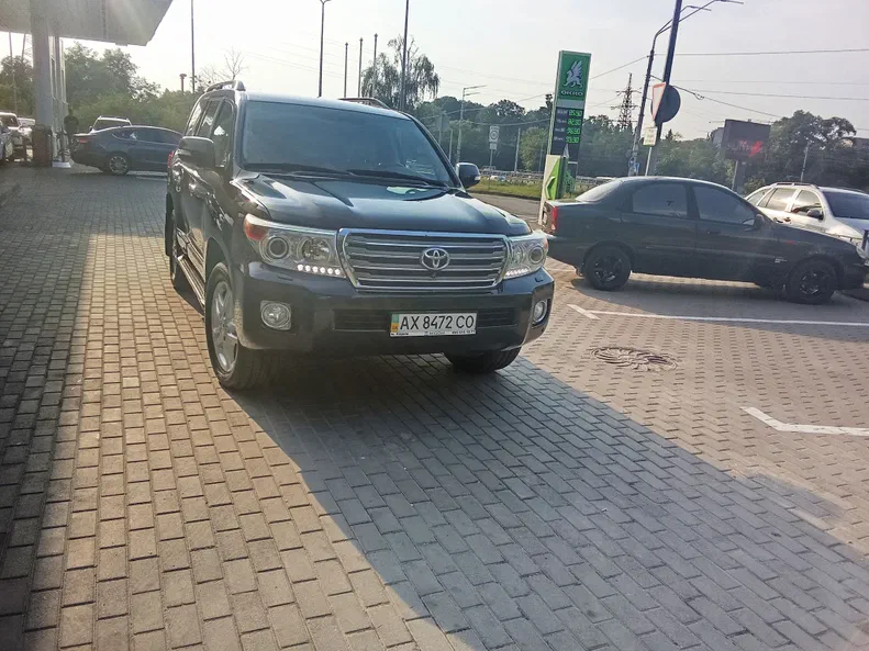 Toyota Land Cruiser 2012 - 4