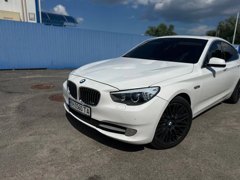 BMW 5 серія 2010 - 3