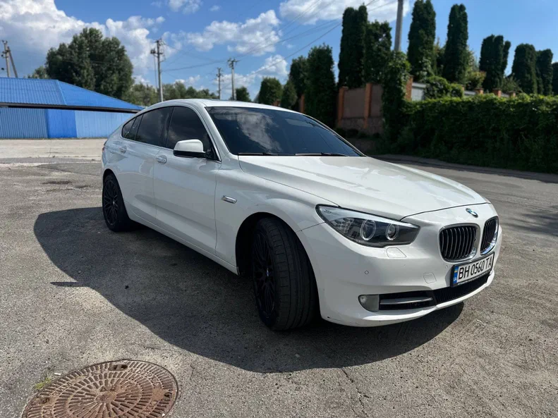 BMW 5 серія 2010 - 1