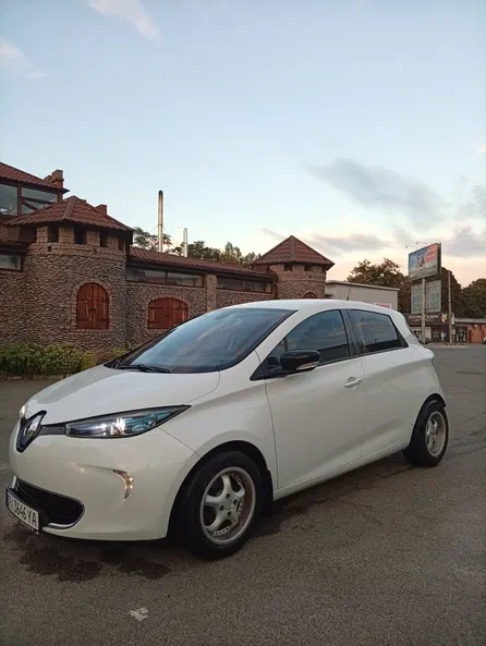 Renault ZOE 2016 - 1