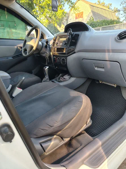 Geely MK 2012 - 10