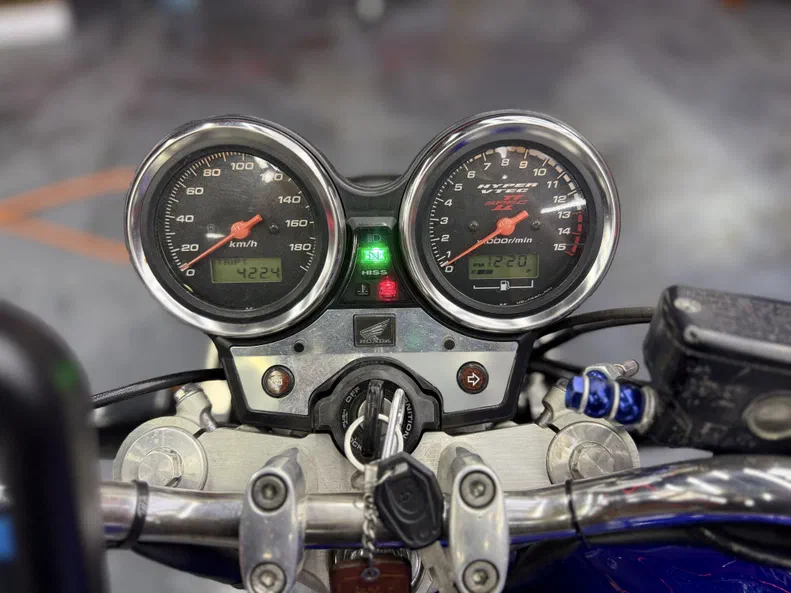 Honda CB 400X 2002 - 4