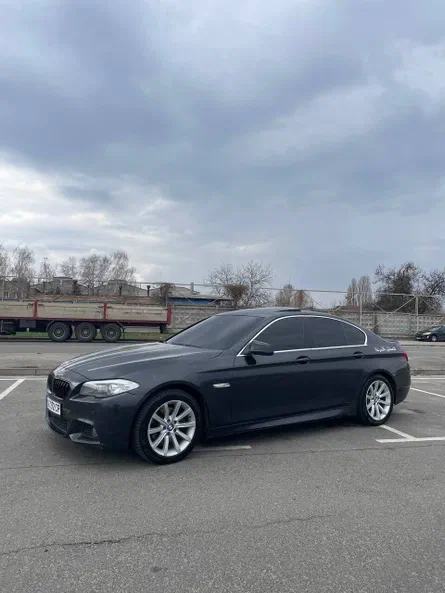 BMW 5 серія 2012 - 1