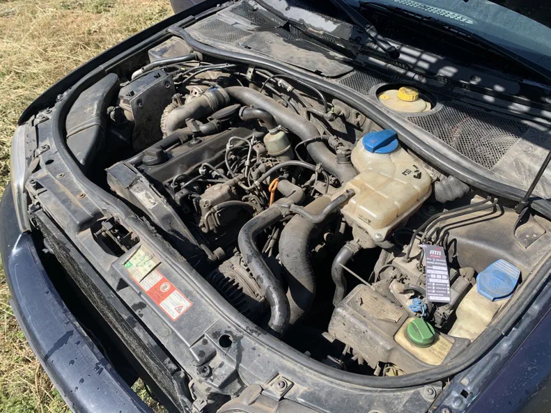 Audi A4 1999 - 6