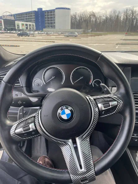 BMW 5 серія 2012 - 10