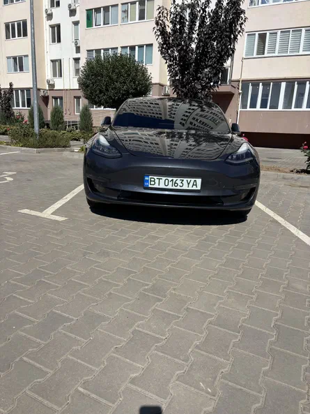 Tesla Model 3 2018 - 17